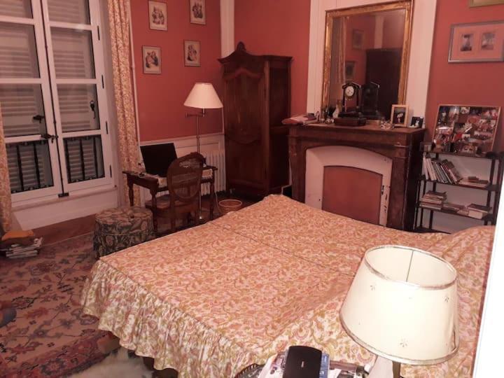 Bed and Breakfast Manoir des Etrichets Saint-Saturnin  Exterior foto